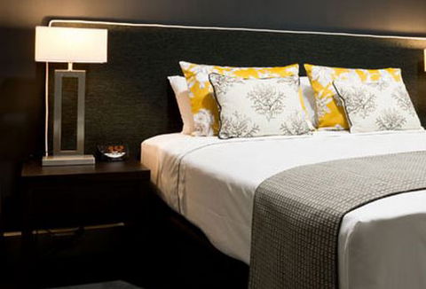 Springfield Lakes Hotel - Accommodation Noosa 0