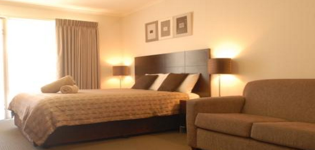 Tea House Motor Inn and Apartments - Accommodation Noosa