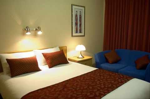 Tower Motor Inn - Accommodation Noosa 0