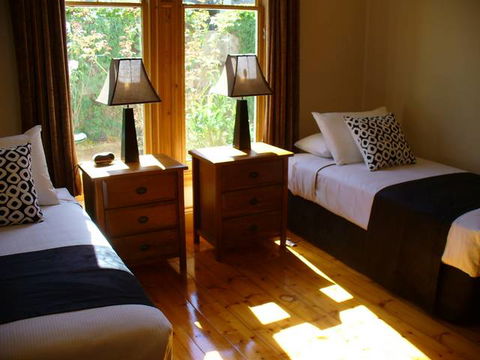 TRC House - Accommodation Noosa 0