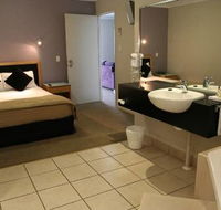 Windmill Motel and Reception Centre - Accommodation Noosa