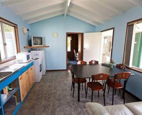 Havana Villas - Accommodation Noosa 2