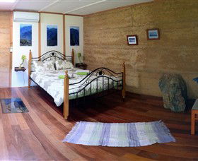 Windrose Bed And Breakfast - Accommodation Noosa 2