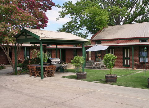 Mansfield Travellers Lodge Motel And Backpackers - Accommodation Noosa 1