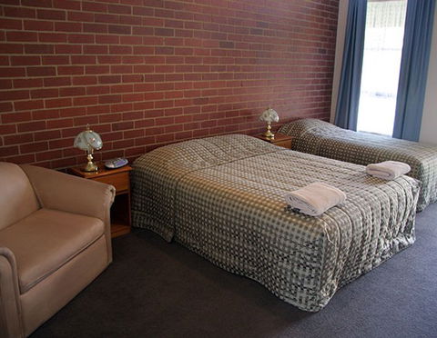 Mansfield Travellers Lodge Motel And Backpackers - Accommodation Noosa 2