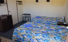 Bluey Motel - Lightning Ridge - Accommodation Noosa 1