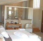 Caves Beachside Hotel - Caves Beach - Accommodation Noosa