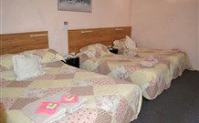 Grenfell Motel - Grenfell - Accommodation Noosa 2