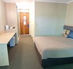 Lakeview Hotel Motel - Oak Flats - Accommodation Noosa