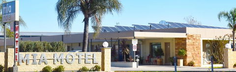 Mia Motel - Accommodation Noosa 2