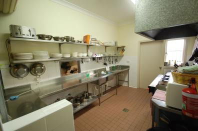 Ashfield Manor - Accommodation Noosa 2