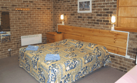 Acacia Snowy Motel - Accommodation Noosa
