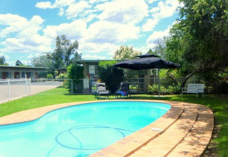 Orana Windmill Motel - Accommodation Noosa 2