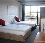 St Kilda Beach House - Accommodation Noosa