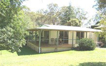 Coach Cottage - Accommodation Noosa 2