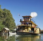 Paddlesteamer Emmylou - - Accommodation Noosa