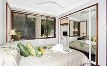 Wombats Bed And Breakfast And Apartments - Accommodation Noosa 2
