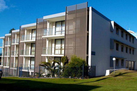 Merrima Court Holiday Apartments - Accommodation Noosa 4