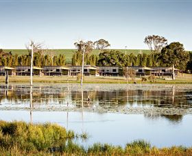 Lake Redbrook Holiday Retreat - Accommodation Noosa 0