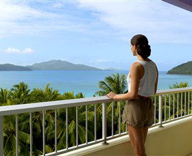 Hamilton Island Reef View Hotel - Accommodation Noosa 0