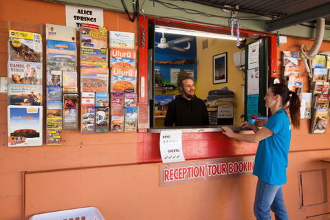 Alice Lodge Backpackers - Accommodation Noosa 3