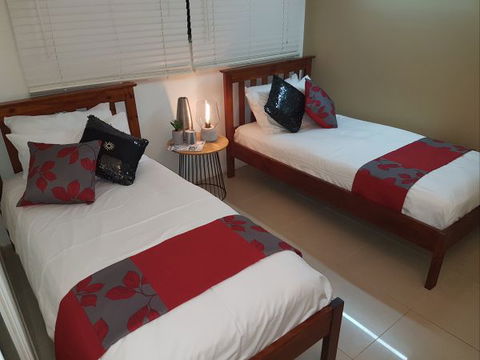 City Escape Serviced Townhouses - Accommodation Noosa 4