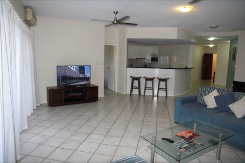 Darwin Deluxe Apartments - Accommodation Noosa 8