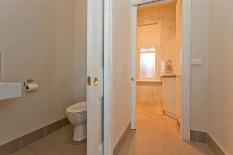 Elegance On Englehardt - Accommodation Noosa 9