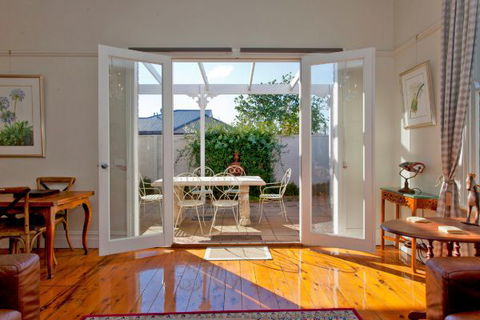Elegance On Englehardt - Accommodation Noosa 10