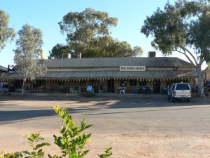 The Family Hotel - Accommodation Noosa 0