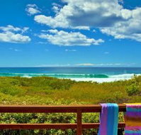 Surfside on Mollymook Beach - Accommodation Noosa