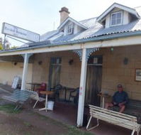 Marshall McMahon Inn - Accommodation Noosa