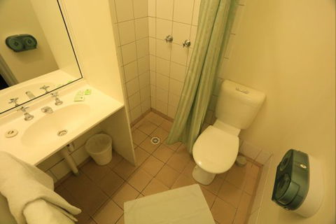 Melaleuca On Mitchell Darwin YHA - Accommodation Noosa 3