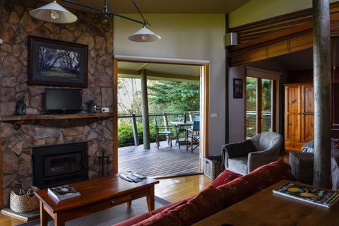 Anderley - Accommodation Noosa 2