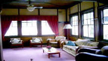 MM's Guesthouse - Accommodation Noosa 2