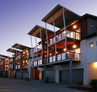 Quarterdecks Harbour Retreat - Accommodation Noosa