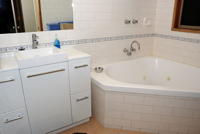 Alpine Country Cottages - Studio 3 - Accommodation Noosa 3