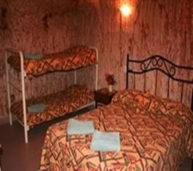 Radeka Downunder Underground Motel And Backpackers Inn - Accommodation Noosa 3