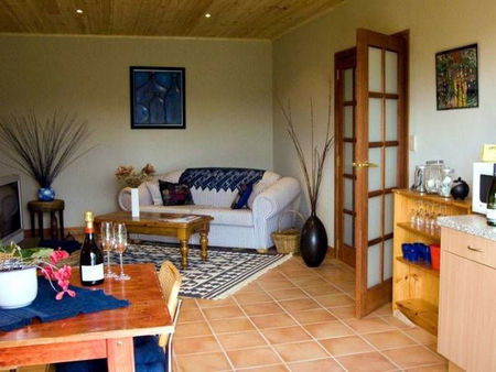 The Stumps B&B - Accommodation Noosa 1