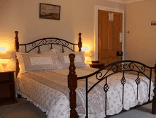 Cambridge House - Accommodation Noosa 1
