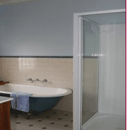Cambridge House - Accommodation Noosa 2