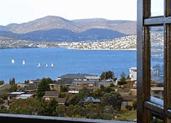 Hugo's B & B - Accommodation Noosa 0