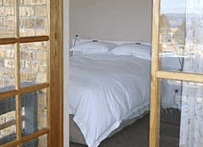 Hugo's B & B - Accommodation Noosa 2