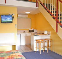 Coastal Motel - Accommodation Noosa