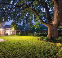 Dumas House - Accommodation Noosa