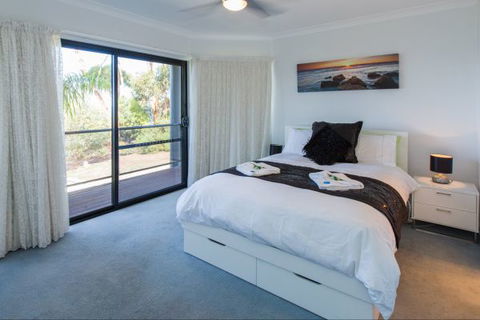 Amazing Views - Accommodation Noosa 6