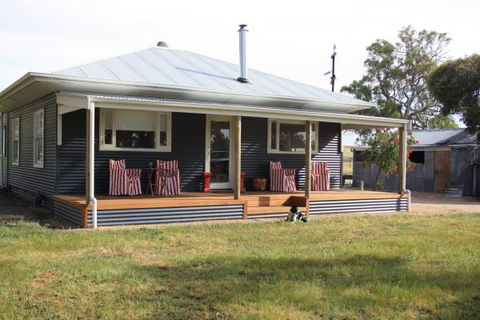 Rabbiter's Hut - Accommodation Noosa 1