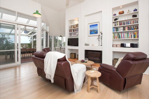 Buoys On Queens - Accommodation Noosa 2