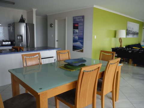 Sea Escape - Accommodation Noosa 2