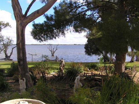 Barmera North Lake Caravan Park - Accommodation Noosa 2